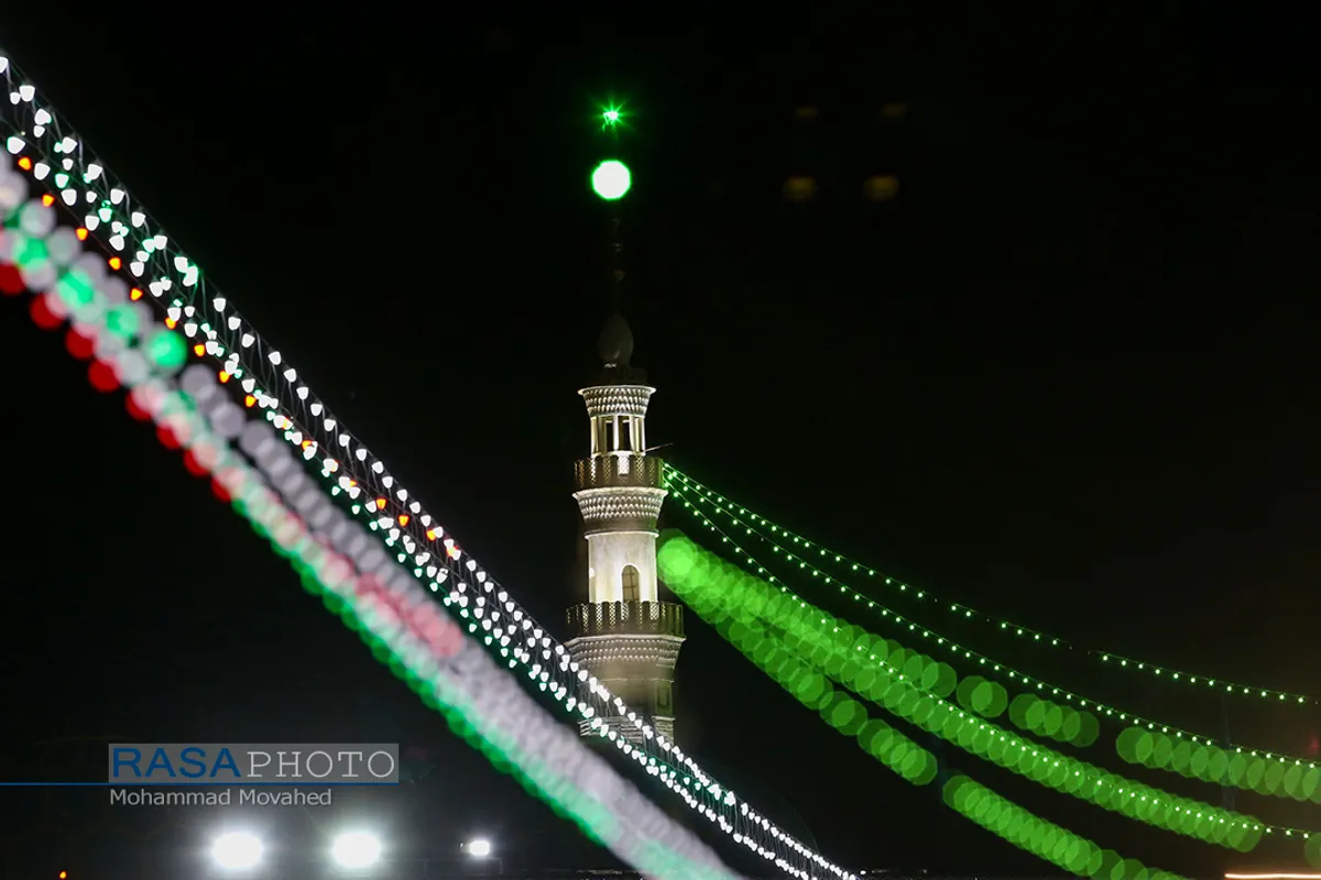 مسجد مقدس جمکران در شب نیمه شعبان شب میلاد امام زمان (عج)