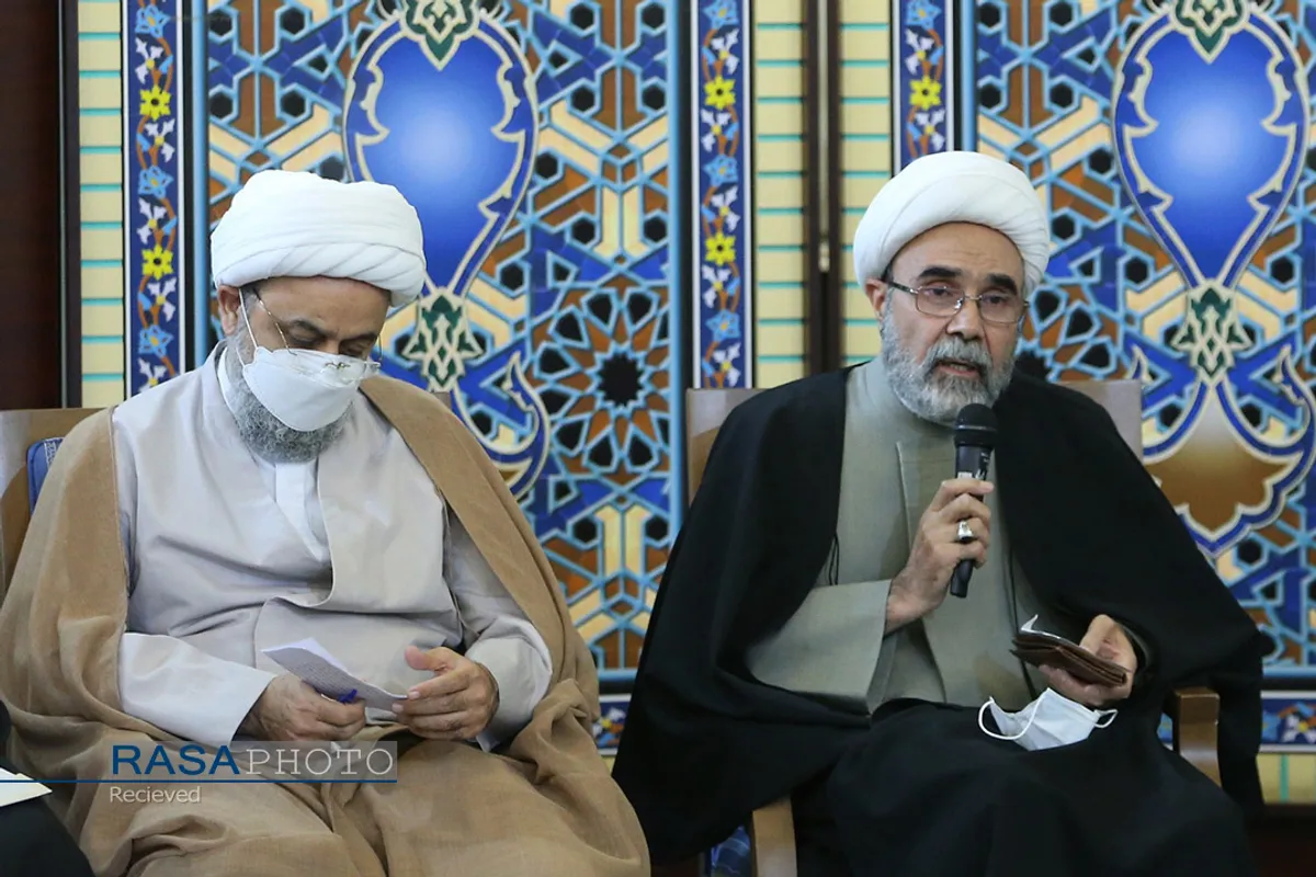 دیدار جمعی از علما و شخصیت&zwnj;های حوزوی با رئیس جمهور