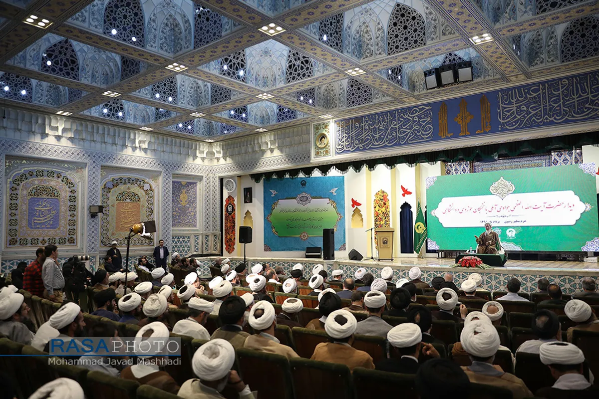 دیدار نخبگان حوزوی و دانشگاهی با حضرت آیت الله جوادی آملی در مشهد