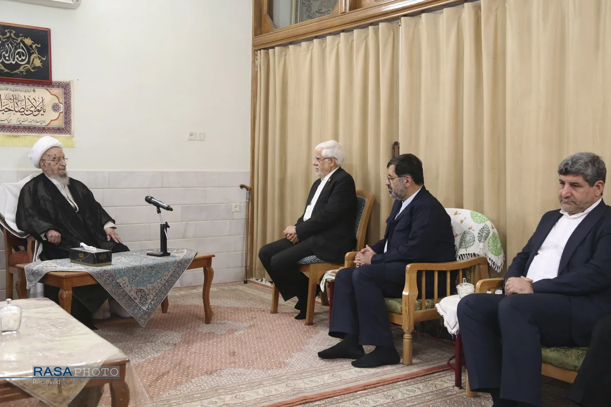 دیدار معاون اول رئیس جمهور با حضرت آیت الله مکارم شیرازی

