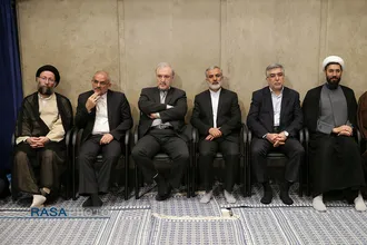 دیدار هزاران نفر از دانشجویان و دانش&zwnj;آموزان با مقام معظم رهبری