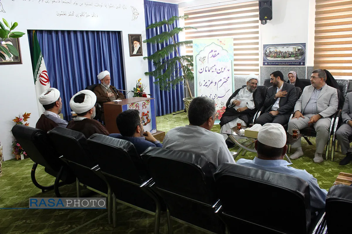 نشست طرح قدم های آسمانی تا امام مهربانی