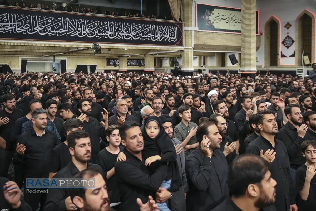 عزاداری ایام شهادت حضرت اباعبدالله الحسین (علیه&zwnj;السلام) در حسینیه امام خمینی (ره)