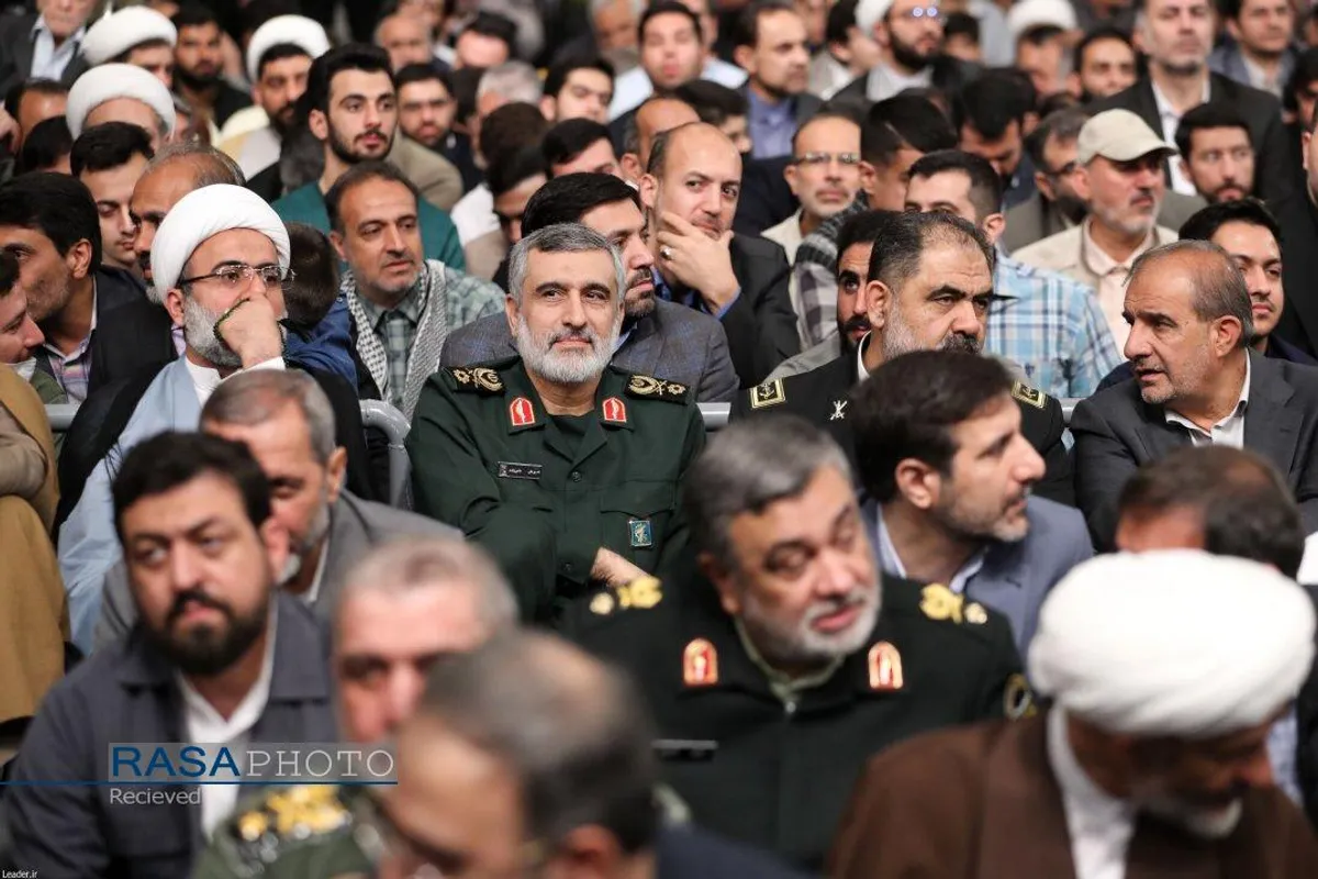 دیدار مسئولان، سفرای کشورهای اسلامی و جمعی از اقشار مختلف مردم با رهبر انقلاب