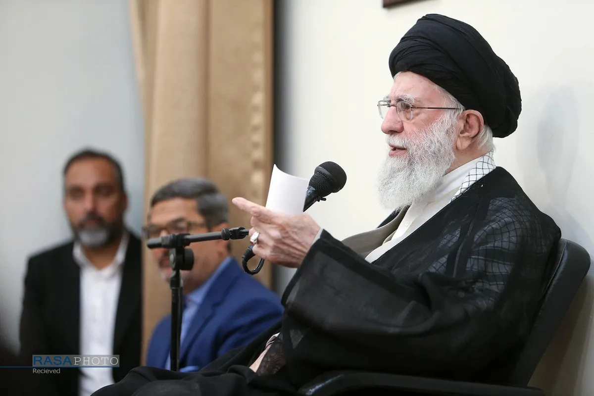 دیدار اعضای ستاد برگزاری کنگره&zwnj; بین&zwnj;المللی شهدای مقاومت و مدافع حرم با رهبر معظم انقلاب