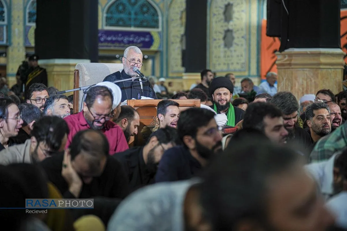 مراسم پر فیض دعای عرفه در مسجد مقدس جمکران