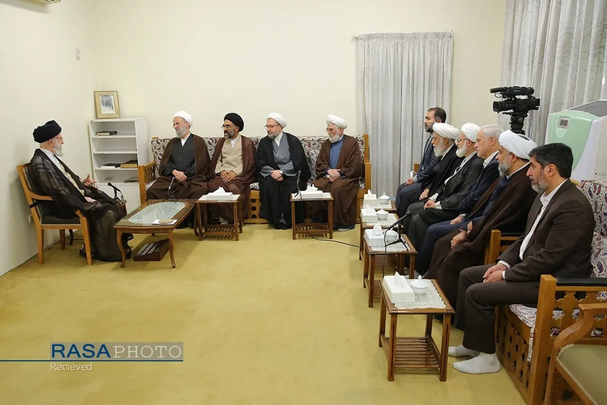 دیدار دست&zwnj;اندرکاران همایش بزرگداشت آیت&zwnj;الله ناصری دولت&zwnj;آبادی با رهبر انقلاب