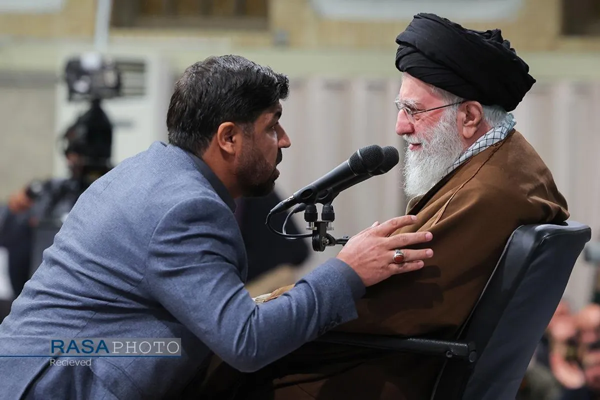 دیدار جمعی از خانواده&zwnj;های شهدای مدافع حرم و مقاومت در پنجمین سالگرد شهید سلیمانی با رهبر انقلاب