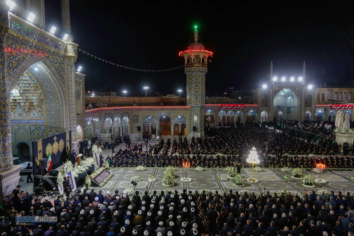 آیین شمعدان&zwnj; در شام رحلت بانوی کرامت (س)