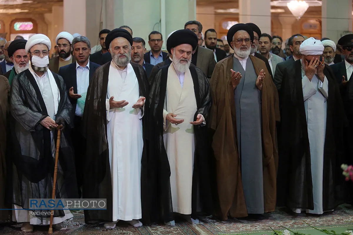 آیین آغاز جشن&zwnj;های دهه کرامت در حرم حضرت معصومه (سلام الله علیها)