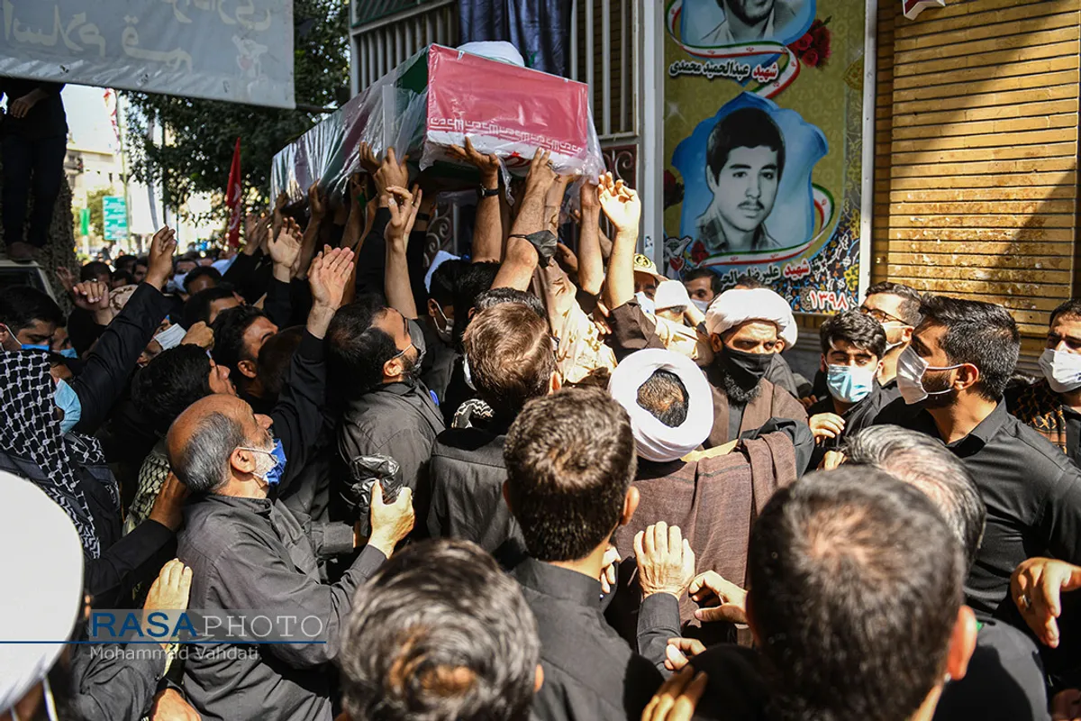 تشییع پیکر طلبه شهید مدافع حرم محمد مهدی مالامیری در قم