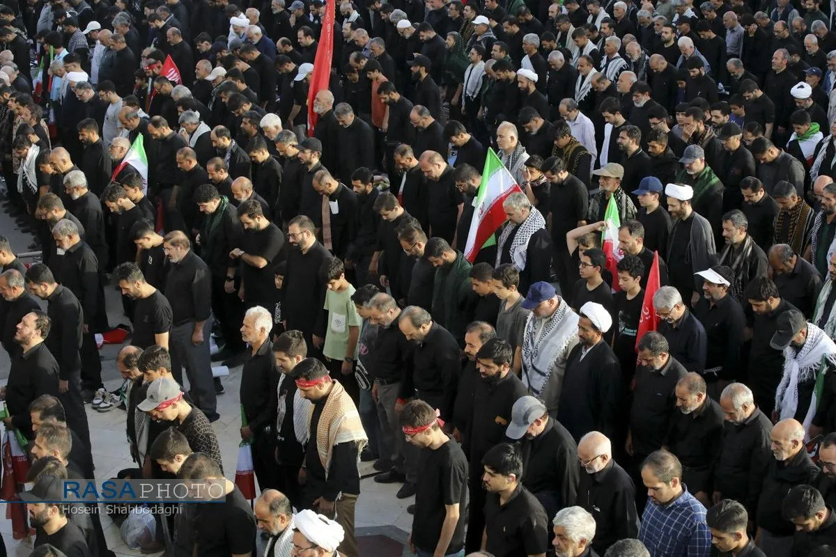 تشییع میلیونی قائد شهید امت در قم