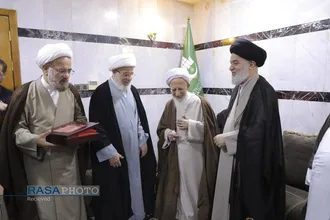 تشرف حضرت آیت&zwnj;الله جوادی آملی به حرم&zwnj;های مطهر حضرت اباعبدالله الحسین و حضرت ابوالفضل العباس (علیهما&zwnj;السلام)