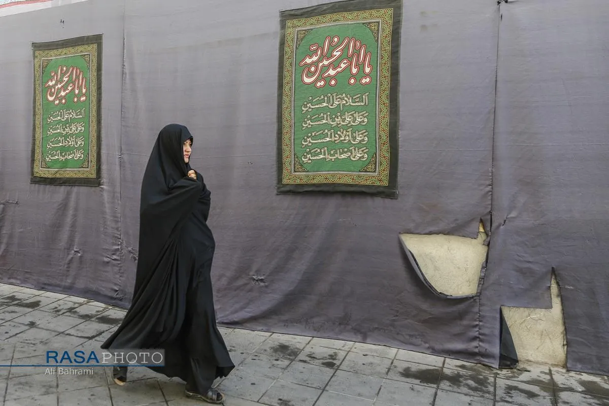 دسته عزای خادمان و زائران در سالروز رحلت حضرت معصومه (سلام&zwnj;الله&zwnj;علیها)
