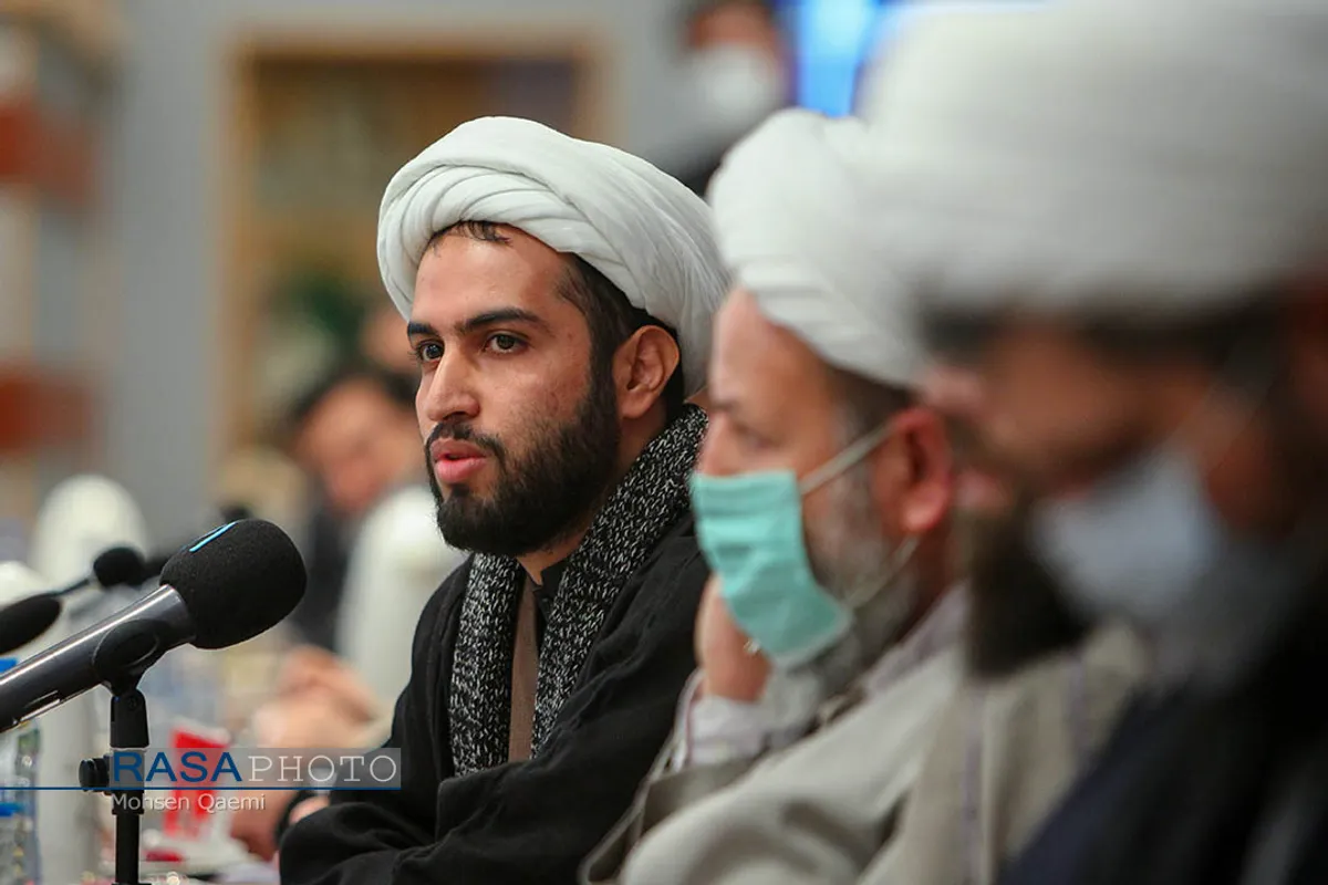 نشست فعالان حوزه انقلابی با حجت الاسلام والمسلمین احمد واعظی