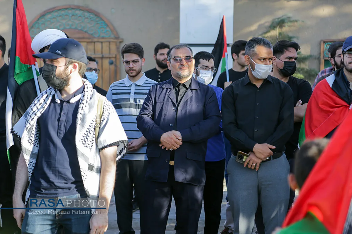 تجمع تعدادی از دانشجویان مشهد در حمایت از مردم مظلوم غزه
