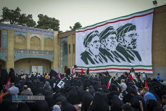 دومین روز مجلس یادبود رهبر شهید انقلاب اسلامی و شهدای خانوادهٔ امام شهید