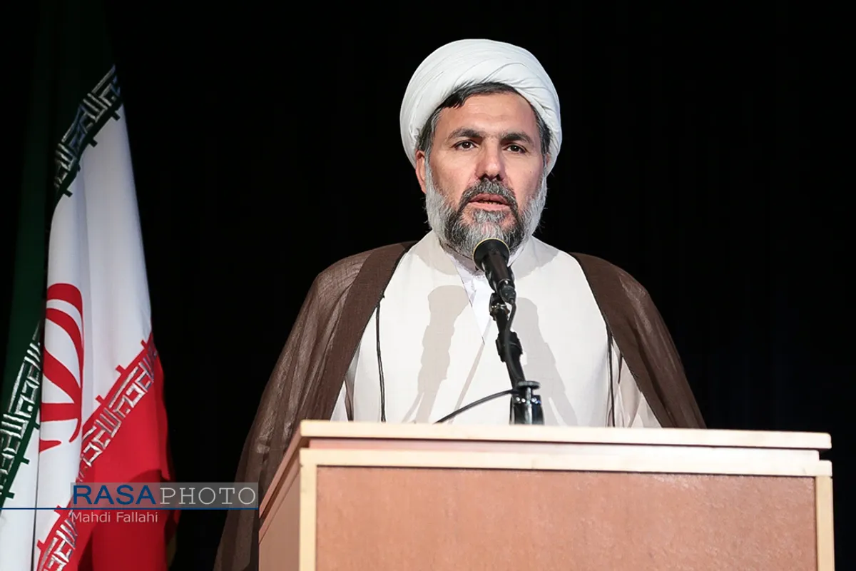 دومین همایش فعالان عفاف و حجاب استان قم&lrm;