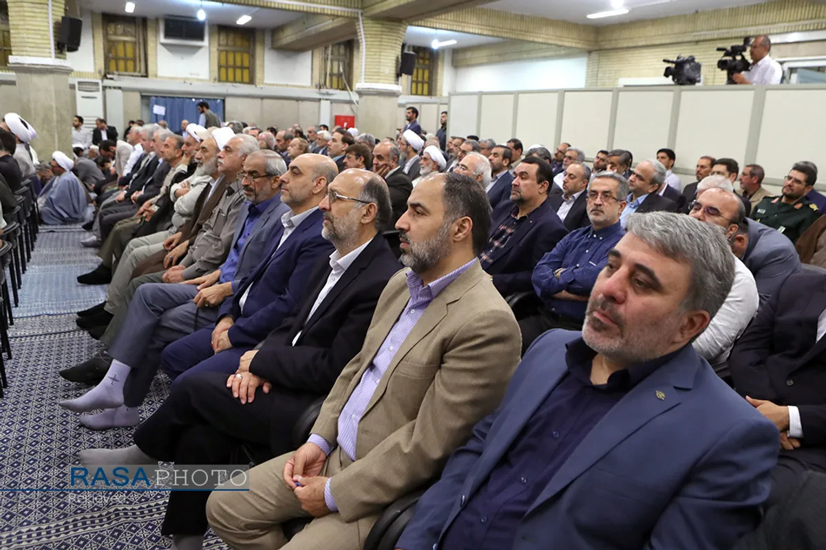 دیدار مسئولان و سفرای کشور&zwnj;های اسلامی با مقام معظم رهبری