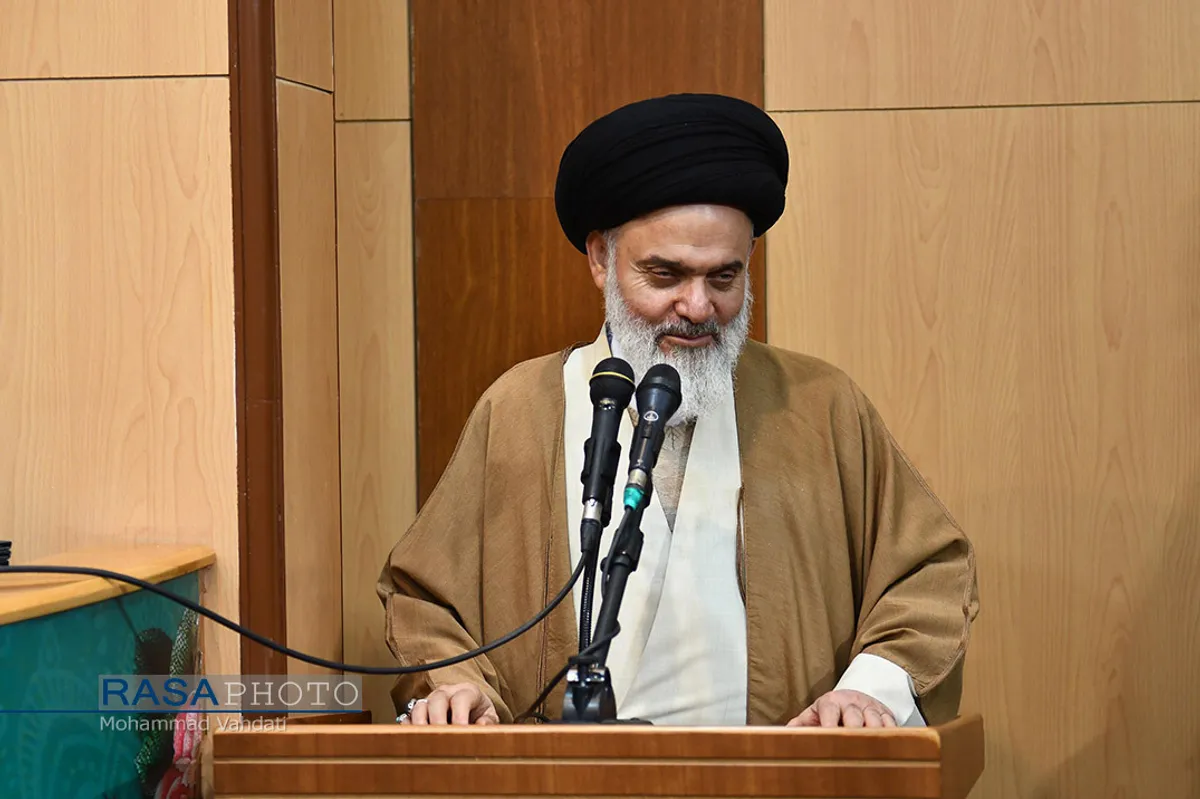 چهارمین همایش کتاب سال حکومت اسلامی
چهارمین همایش کتاب سال حکومت اسلامی