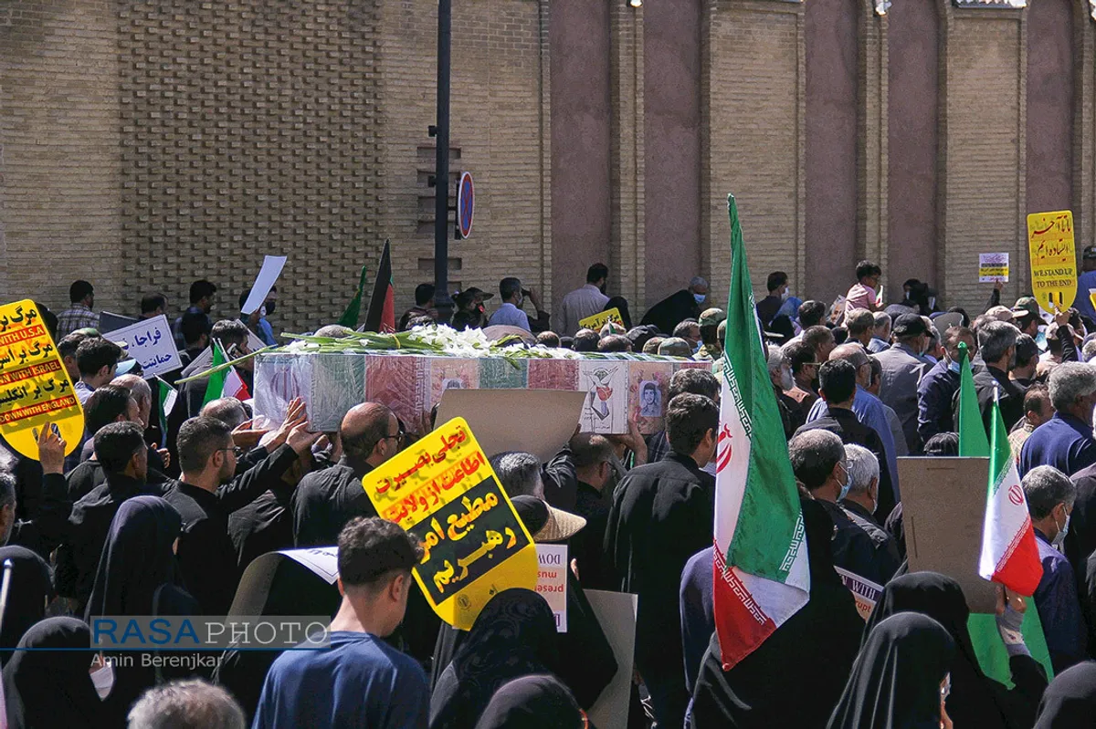 راهپیمایی &laquo;امت رسول الله&raquo; در شیراز&lrm;&lrm;