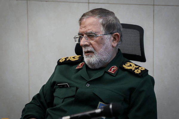 بازآرایی آرایش جنگی با انتصاب ۶ فرمانده توسط رهبر معظم انقلاب بازآرایی آرایش جنگی با انتصاب ۶ فرمانده توسط رهبر معظم انقلاب