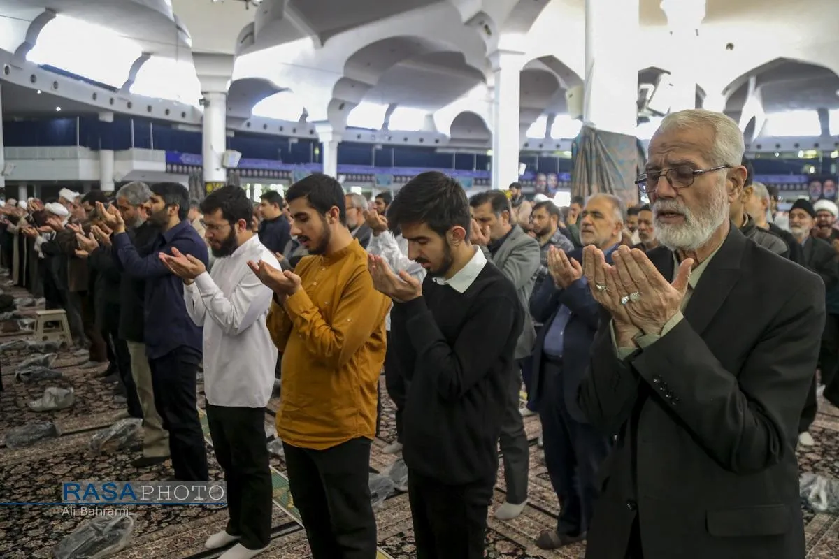 اقامه نماز باران در قم