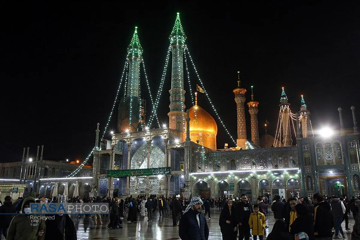 حال و هوای حرم کریمه اهلبیت (ع) در شب میلاد حضرت امام محمد باقر (علیه&zwnj;السلام)