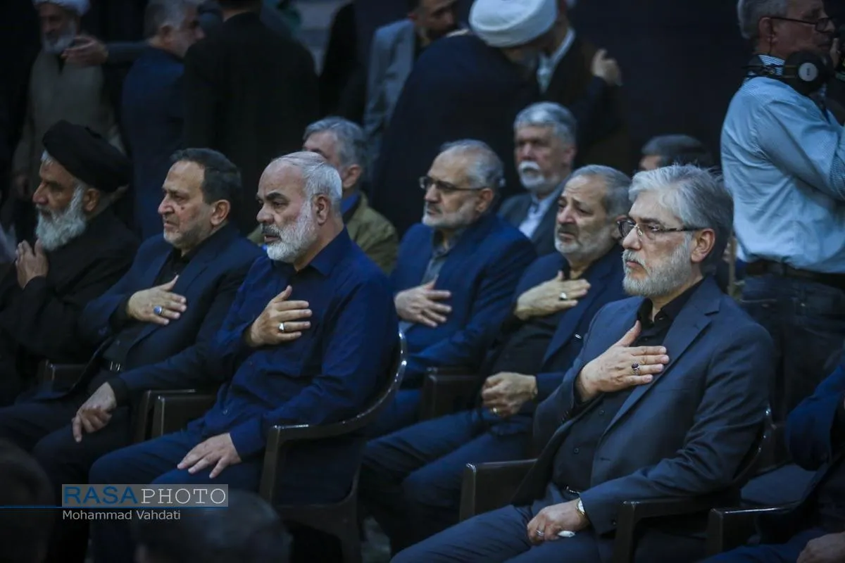 دومین روز مجلس یادبود رهبر شهید انقلاب اسلامی و شهدای خانوادهٔ امام شهید