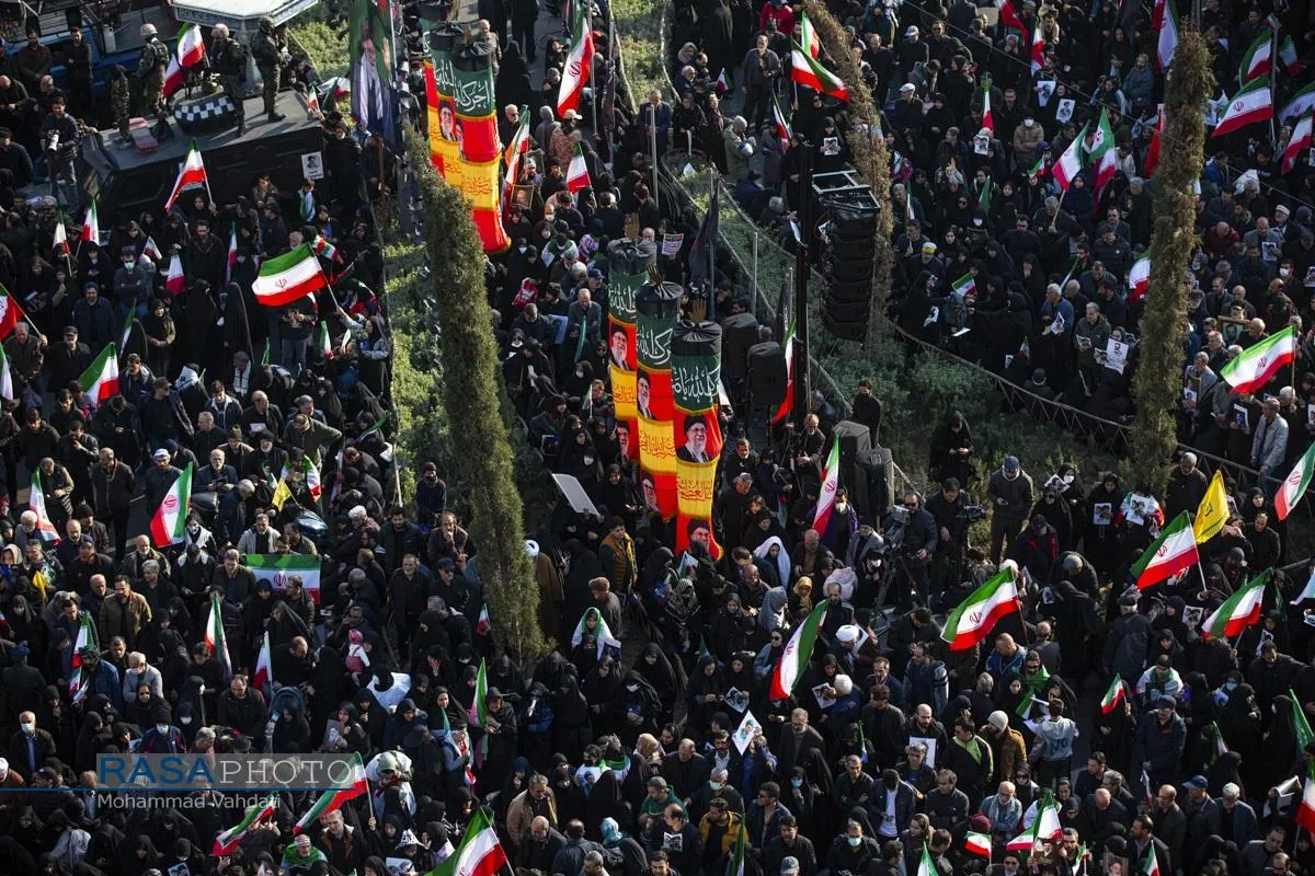 بیعت تاریخی مردم ولایتمدار تهران با سومین رهبر معظم انقلاب اسلامی