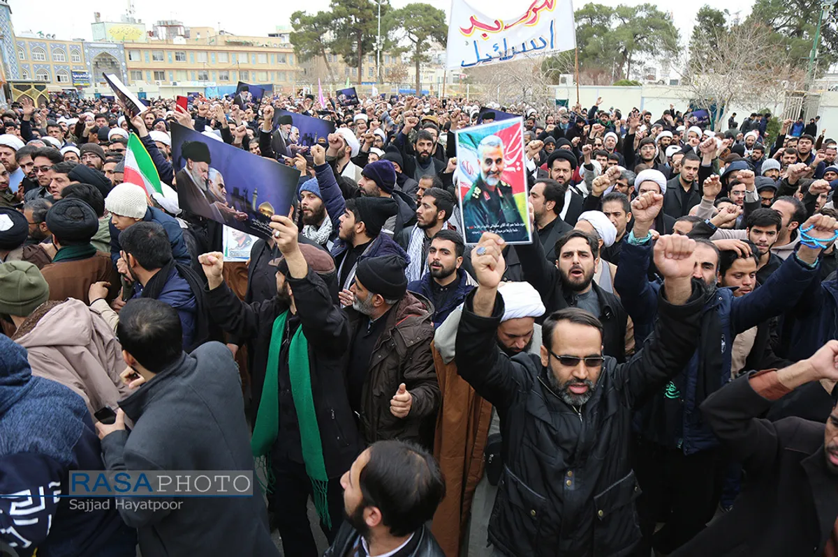راهپیمایی خودجوش طلاب و بسیجیان قم در پی شهادت حاج قاسم سلیمانی
