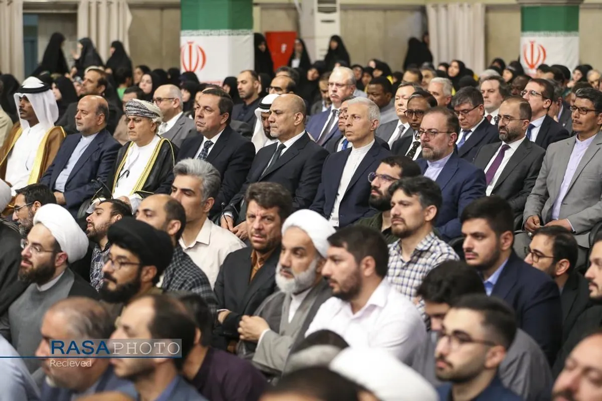مراسم بزرگداشت شهید رئیسی و شهدای خدمت با حضور رهبر انقلاب