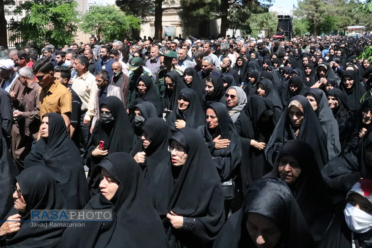 مراسم تشییع دو شهید حادثه انفجار در مرکز آماد و پشتیبانی سپاه دامغان