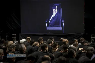 دومین شب مراسم عزاداری حضرت اباعبدالله الحسین (ع) از طرف رهبر انقلاب