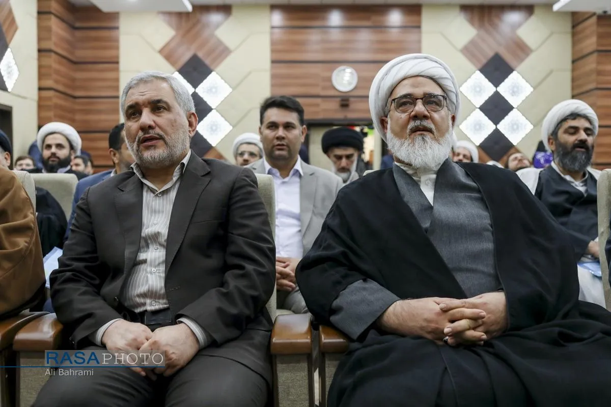 مراسم بزرگداشت دهه فجر در مرکز تحقیقات اسلامی مجلس