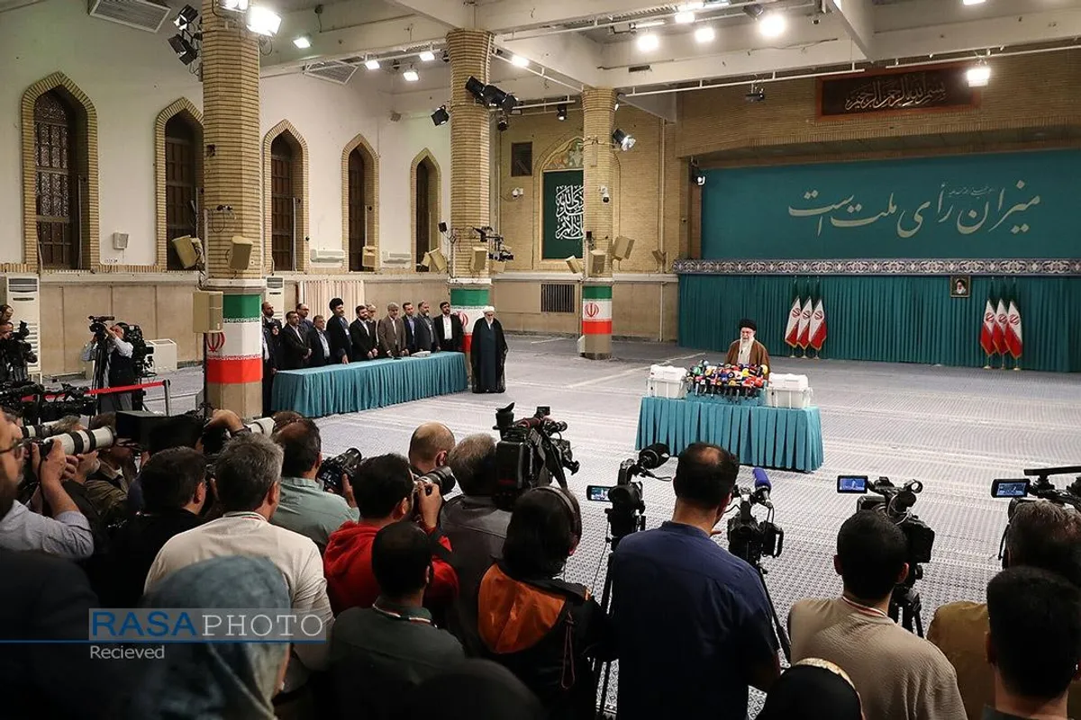 مشارکت رهبر انقلاب در دور دوم انتخابات مجلس شورای اسلامی