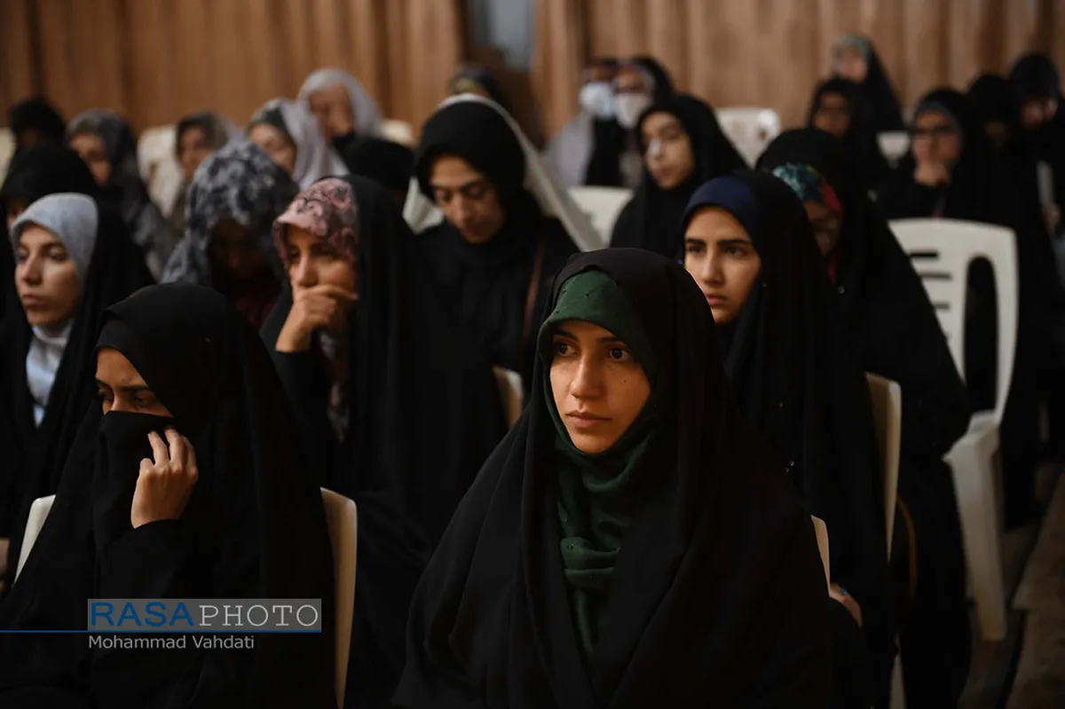 دیدار دانشجویان دانشگاه شهید بهشتی با آیت الله شب زنده&zwnj;دار