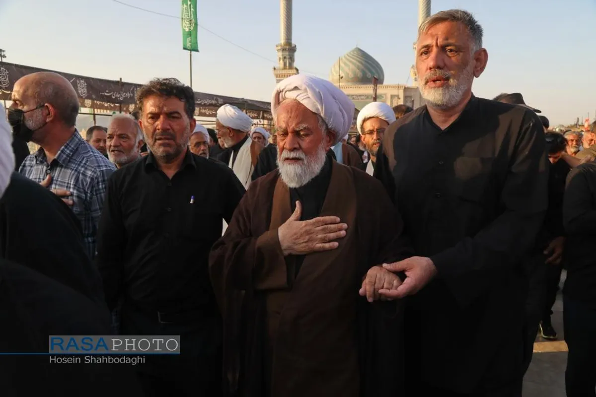 تشییع پیکر آیت&zwnj; الله نعیم آبادی در قم