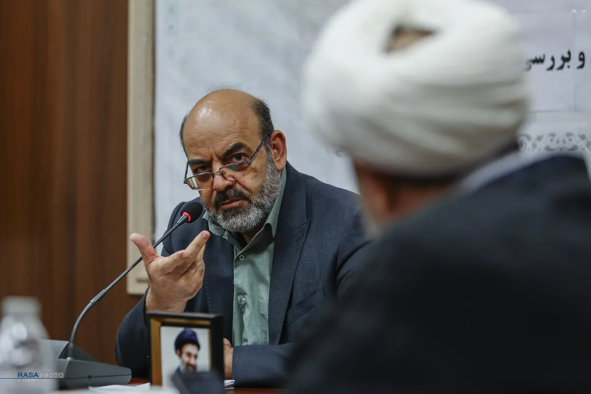 نشست جایگاه دیپلماسی دینی در قدرت نرم جمهوری اسلامی و بررسی مواضع اخیر پاپ
