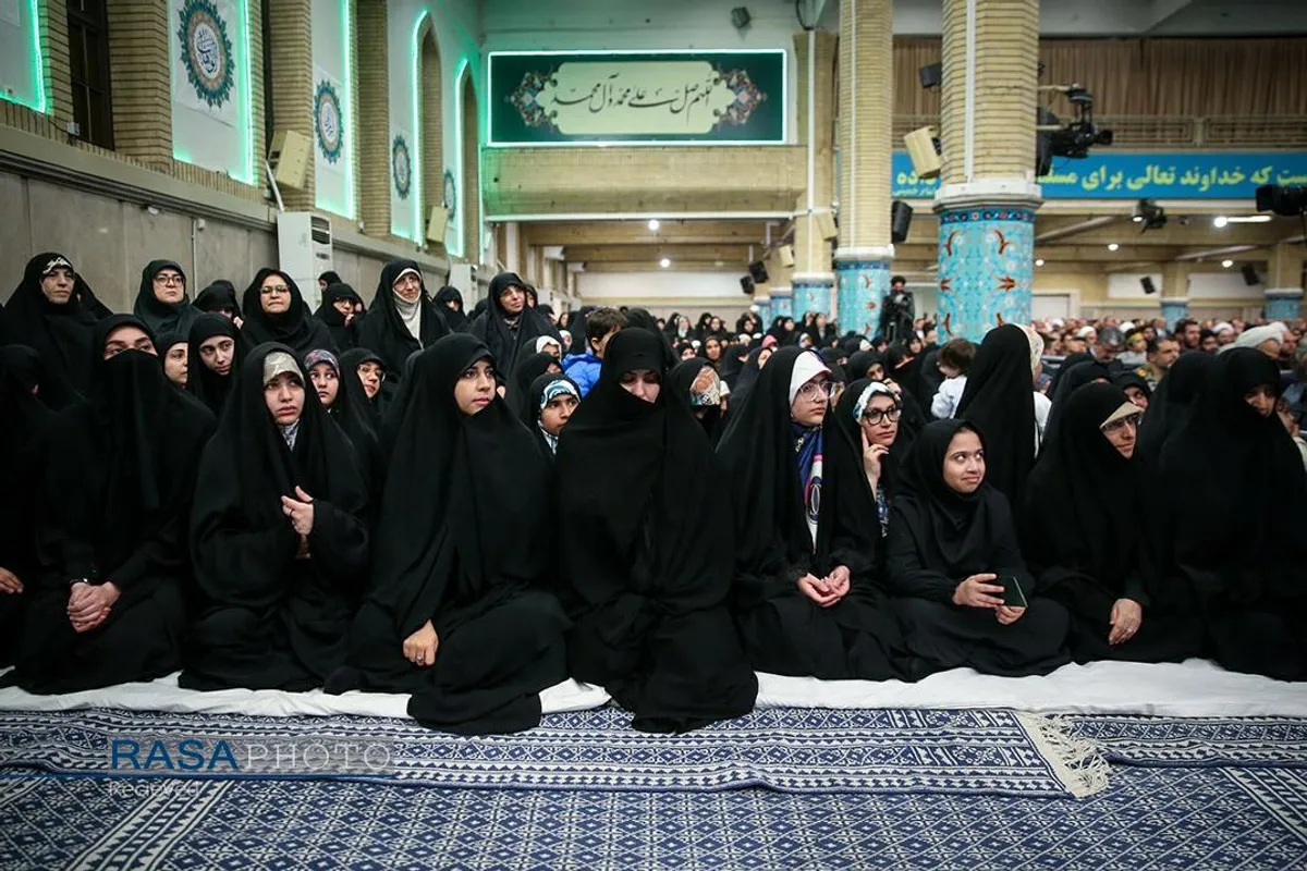 دیدار مسئولان نظام و سفرای کشورهای اسلامی با رهبر معظم انقلاب