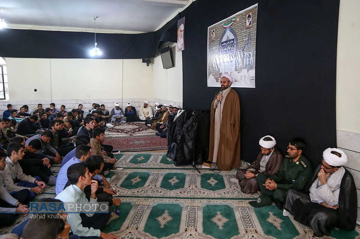 همایش نقش روحانیت در دفاع مقدس در بجنورد&lrm;