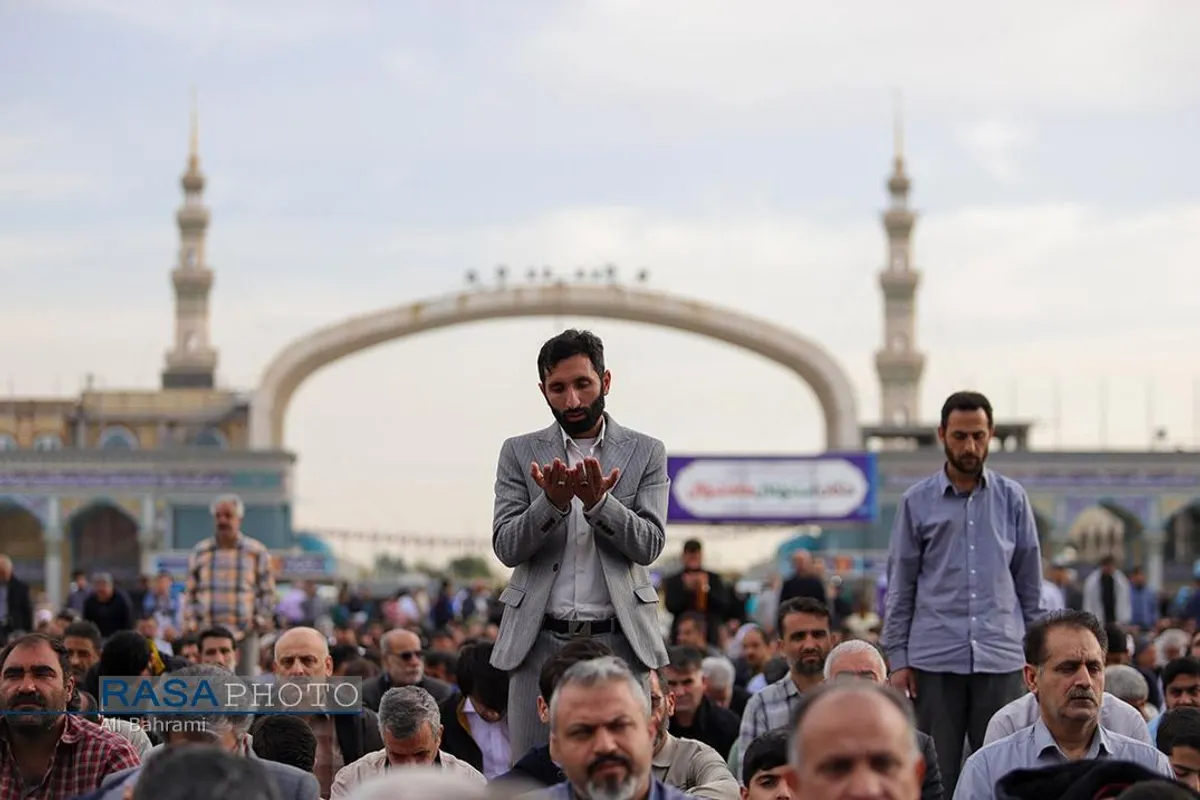 اقامه نماز عید سعید فطر در مسجد مقدس جمکران