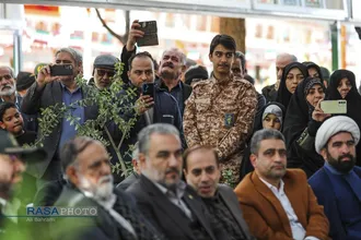 مراسم میهمانی لاله&zwnj;ها در گلزار شهدای علی بن جعفر (ع) قم