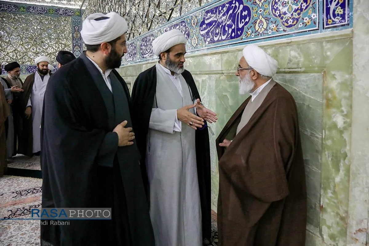 گردهمایی اساتید و طلاب مجموعه مدارس علمیه آل یاسین (علیهم&zwnj;السلام) و موسسات پژوهشی تابعه و جشن عمامه گذاری تعدادی از طلاب با حضور و سخنرانی آیت الله شب زنده دار