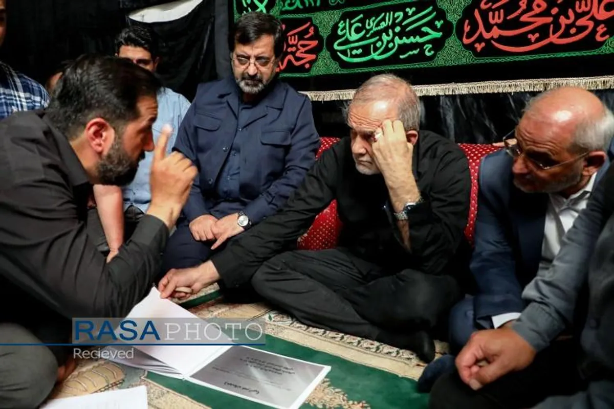 تشرف رئیس&zwnj;جمهور به حرم مطهر حضرت معصومه (سلام&zwnj;الله&zwnj;علیها)