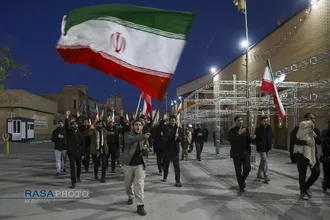 تجمع مردم قم در پی اعلام خبر شهادت رهبر معظم انقلاب
