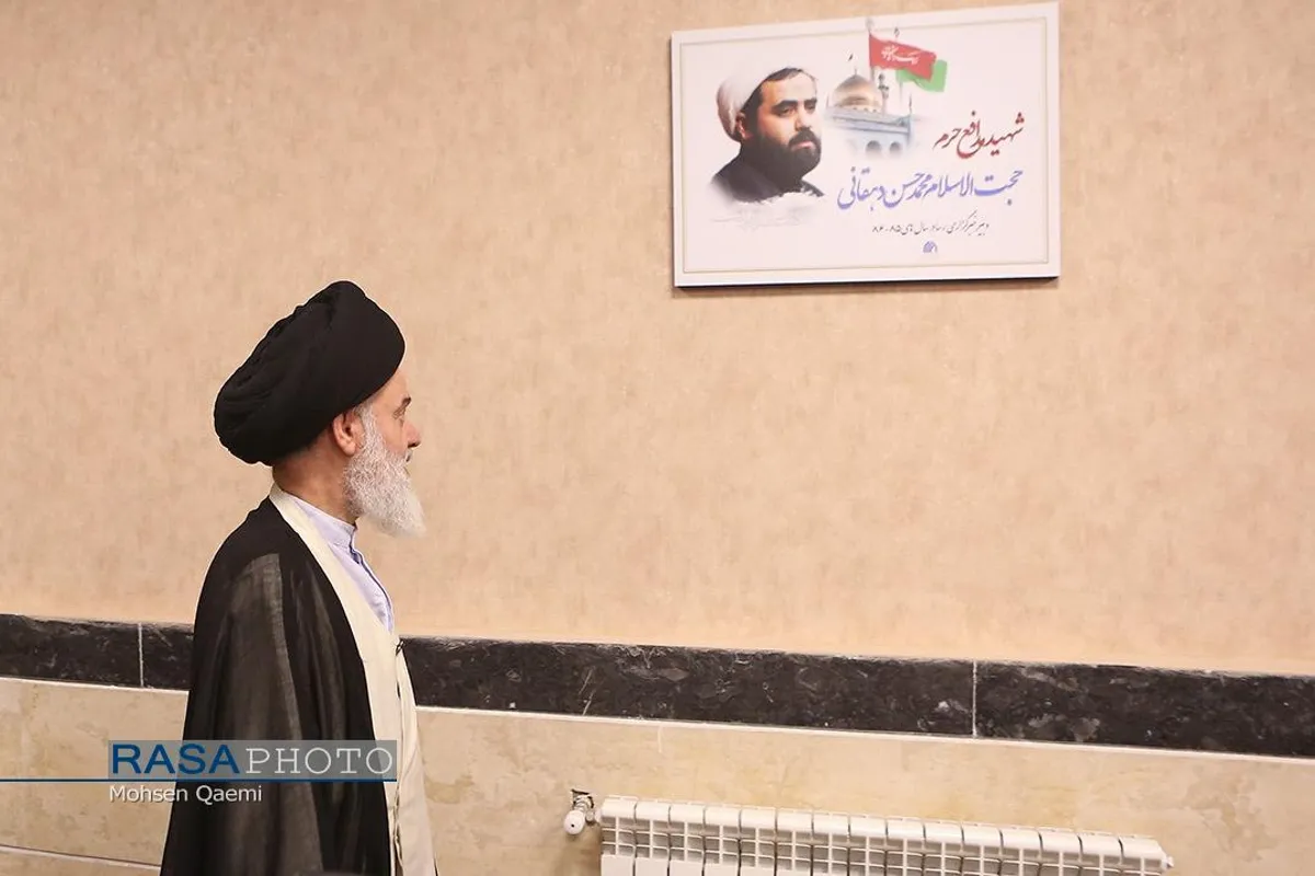 بازدید آیت الله حسینی بوشهری از خبرگزاری رسا