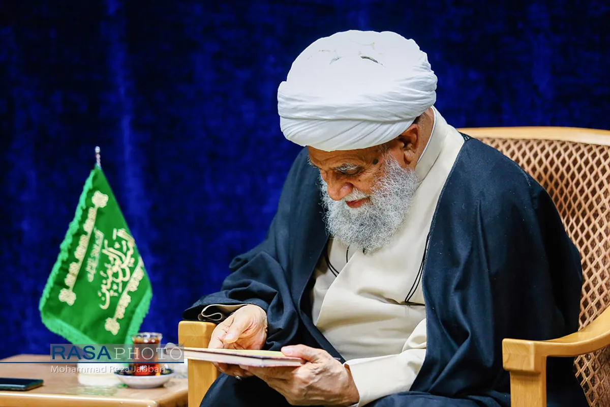 دیدار دبیرکل مجمع جهانی تقریب مذاهب با آیت الله کریمی جهرمی&lrm;&lrm;