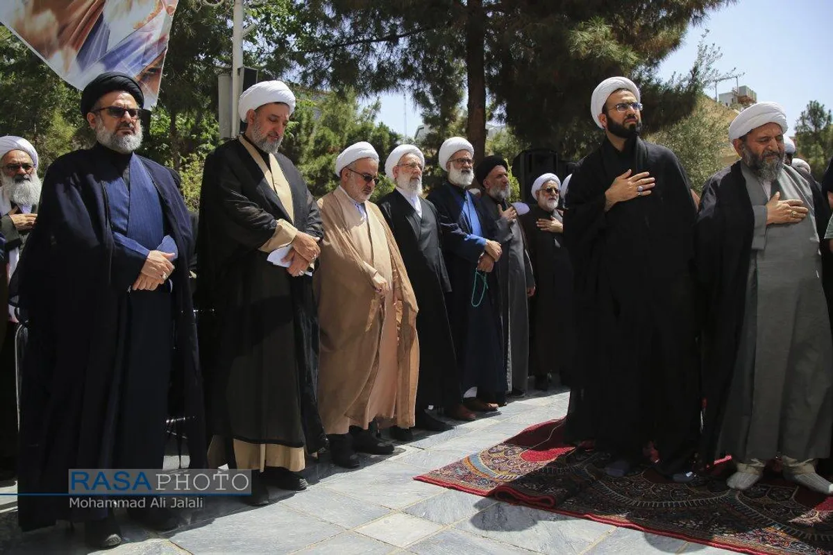 بزرگداشت شهید آیت الله رئیسی و همراهان در مدرسه فیضه قم