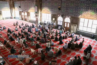 دیدار انتخاباتی طلاب جوان و فضلا با نماینده ولی فقیه در خوزستان&lrm;
